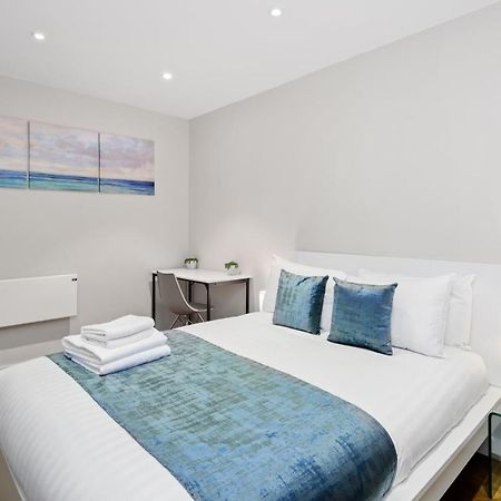 Spacious 1 Bedroom Flat 런던 외부 사진
