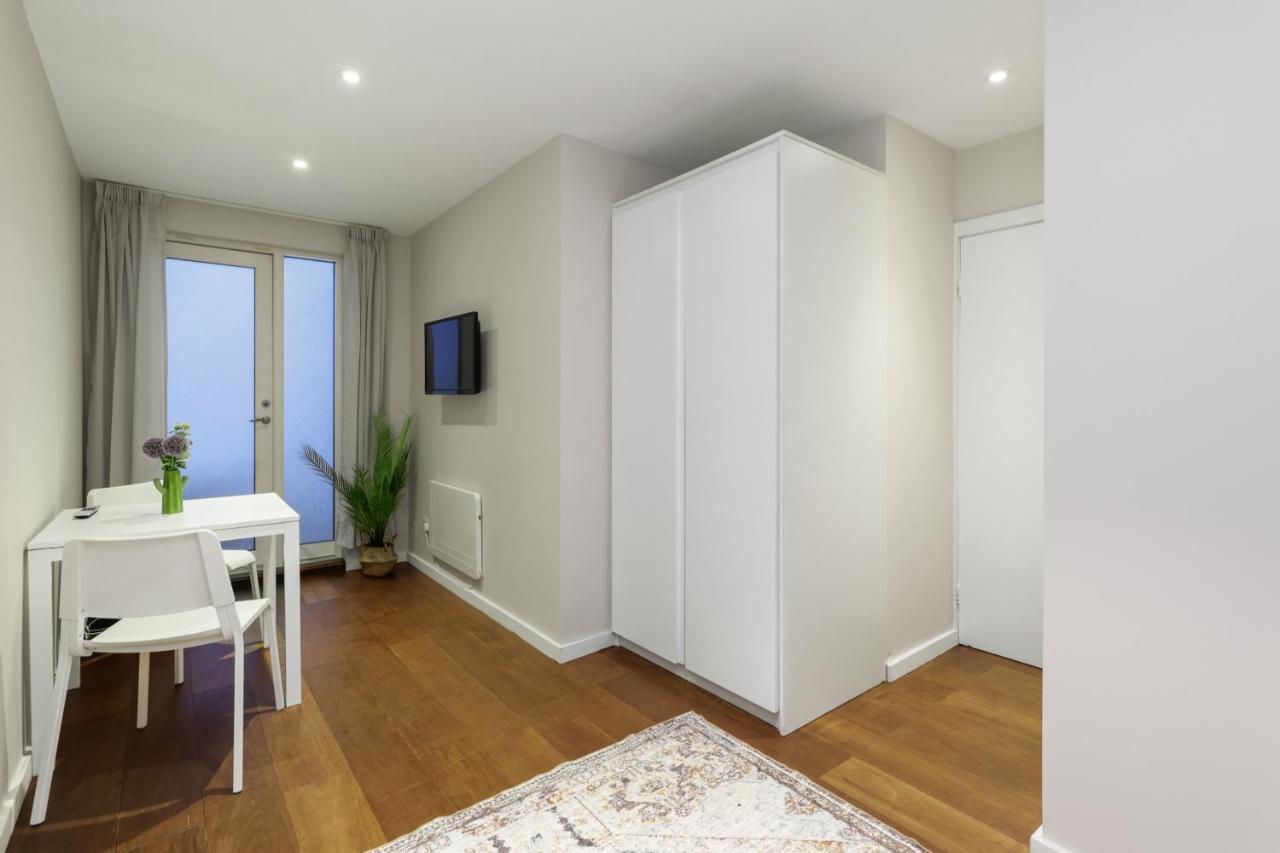 Spacious 1 Bedroom Flat 런던 외부 사진